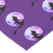 Fliegende Witze mit Vollmond-lila Tablette Tischdecke (Schrägansicht)