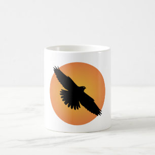Fliegender Adler vor der Sonne Kaffeetasse
