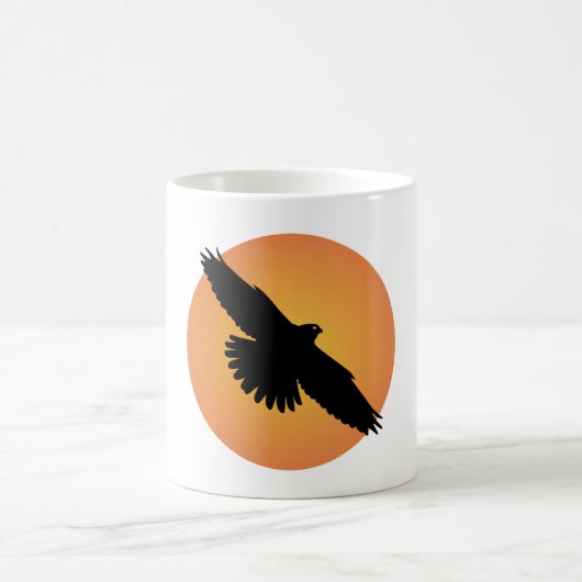 Fliegender Adler vor der Sonne Kaffeetasse (Mittel)