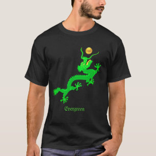 Fliegender grüner Drache mit goldenem Ball und Kal T-Shirt