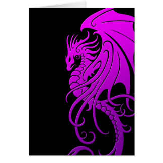 Fliegender Stammes- Drache - lila auf Schwarzem