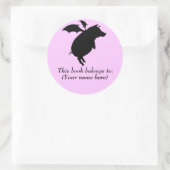 Fliegendes Buchzeichen Runder Aufkleber (Tasche)