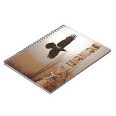 Fliegendes Raven & Totem Pole Fantasy Art Notizblock (Linke Seite)