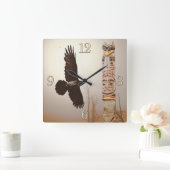 Fliegendes Raven & Totem Pole Fantasy Art Quadratische Wanduhr (Zuhause)