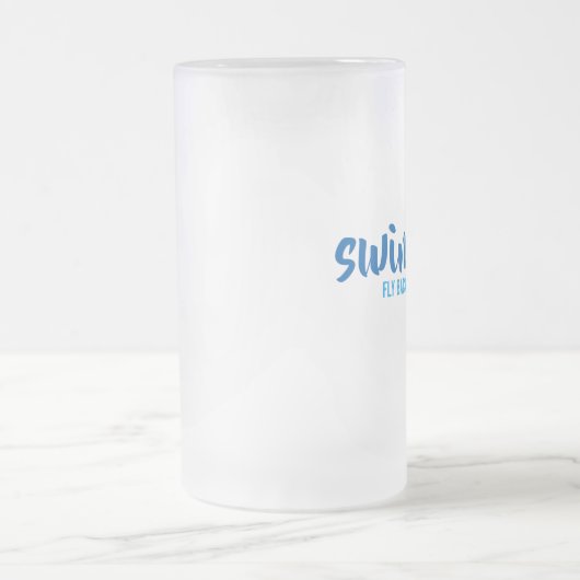 Fliegengeburtfreier typografischer Text Mattglas Bierglas (Mittel)