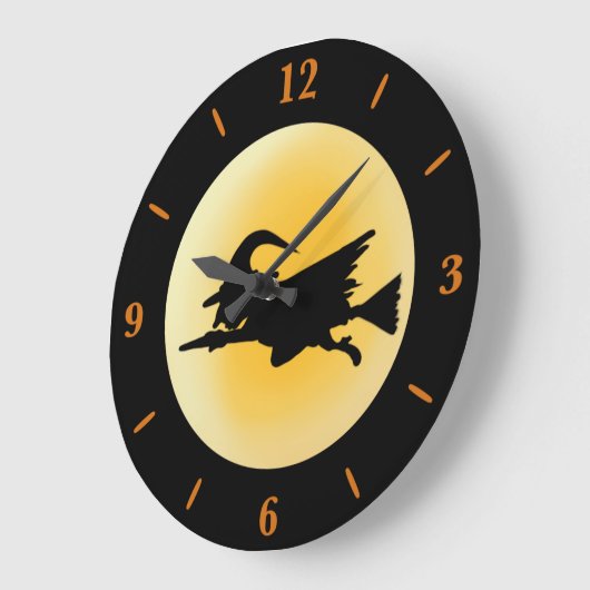 Fliegengeheftete Hexe Silhouette große runde Uhr (Winkel)