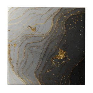 Fliesen aus schwarzem und goldenem Fußboden