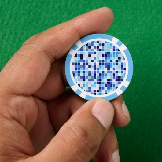 Fliesen, blaue Mosaikfliesen, geometrisches Muster Pokerchips (Hand)