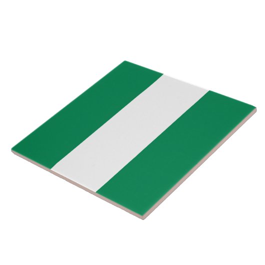 Fliesen mit der Flagge Nigerias (Seite)
