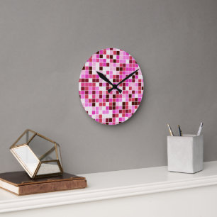 Fliesen, rosa Mosaikfliesen, geometrisches Muster Runde Wanduhr