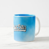 FlightBites-Tasse Zweifarbige Tasse (VorderseiteRechts)