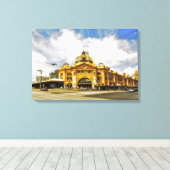 Flinder's Street Station 24" x 16" Leinwand (Insitu (Holzboden))