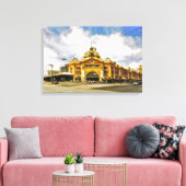 Flinder's Street Station 24" x 16" Leinwand (Insitu (Wohnzimmer))