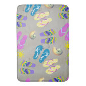 Flip Flops am Strand Badematte (Vorderseite Vertikal)