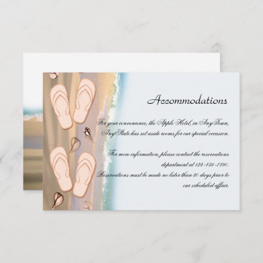 Flip Flops auf der Hochzeitsseite am Strand Begleitkarte (Vorne/Hinten)