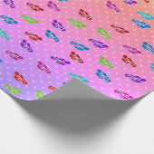 Flip-Flops auf Rainbow Polka Dot Geschenkpapier (Ecke)