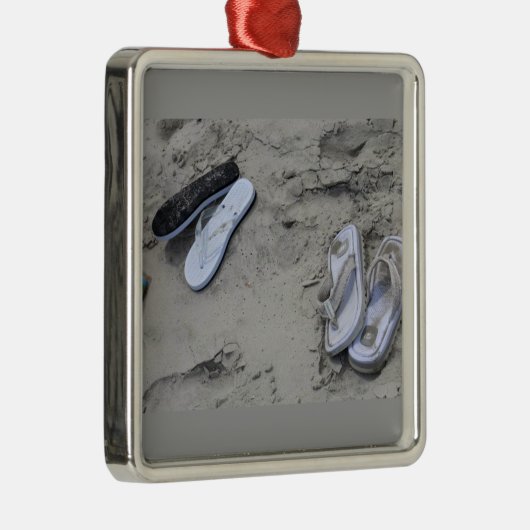 FLIP FLOPS BEACHY CHRISTMAS ORNAVIERUNG SILBERNES ORNAMENT (Rechts)