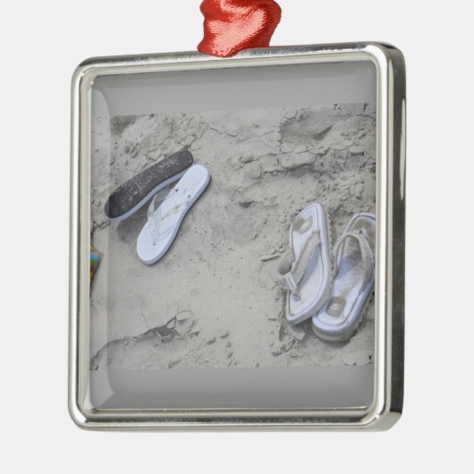 FLIP FLOPS BEACHY CHRISTMAS ORNAVIERUNG SILBERNES ORNAMENT (Links)