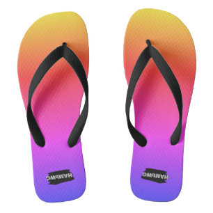 Flip-Flops mit glänzendem Regenbogenfarbdesign Badesandalen