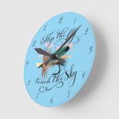 Flip The Fly, Touch The Sky Dry Fly Runde Wanduhr (Winkel)