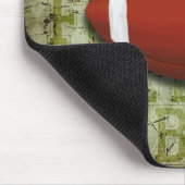Flippiger grüner Schmutz-Fußball Mousepad (Ecke)