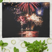 Flippiges 4. von Juli-Feuerwerken Handtuch (Gefaltet)