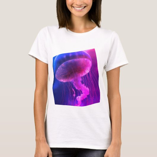 Floating Elegance, Quallen auf bleifreiem Papier t T-Shirt (Vorderseite)