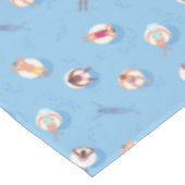 Floating in der Lazy River Pattern Tischdecke (Schrägansicht)