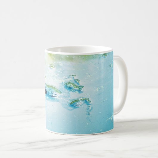 Floating Kaffeetasse (VorderseiteRechts)