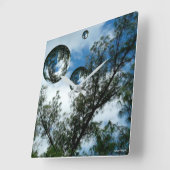 Floating Orbs Quadratische Wanduhr (Winkel)