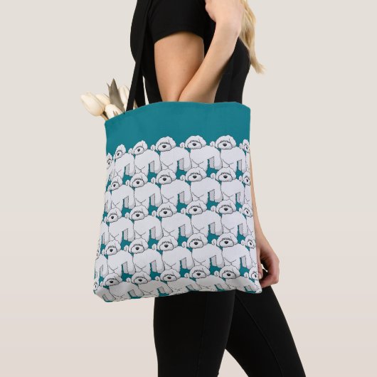 Floofy White Puppy Pattern auf Aquamarin Tasche (Von Nahem)