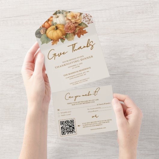 Flora und Fauna in einem Erntedank Einladung (Abreißen)