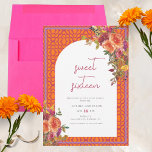 Flora und Fauna Magenta Fuchsia 16 . Geburtstag Einladung<br><div class="desc">Diese lustige,  lebendige,  süße 16 Einladung hat orange,  rosa und lila Akzente. Der Hintergrund ist ein geometrisch orangefarbenes und magentafarbenes Muster mit überlagerten Aquarellfarben-Blume,  einschließlich Rose und Wildblumen.</div>