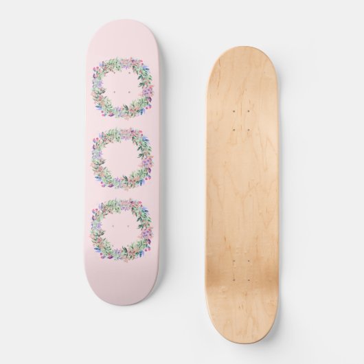Floral Berries Wreath Skateboard (Vorderseite)