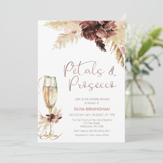 Floral Boho GlasPetals Prosecco Brautparty Einladung (Stehend Vorderseite)