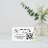 Floral Boho Wildblume QR Code Wedding RSVP Begleitkarte (Stehend Vorderseite)