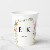 Floral Boho Wildblumen Monogram Butterfly Wedding Pappbecher (Vorderseite)