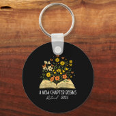 Floral Book A New Chapter Begins Retired Retiremen Schlüsselanhänger (Vorderseite)