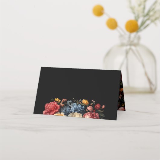 Floral Botanical Moody Black Wedding Platzkarte (Vorderseite)