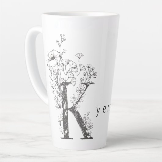 Floral Botanisches Monogramm "K" Custom Text Elega Milchtasse (Linke Ecke)