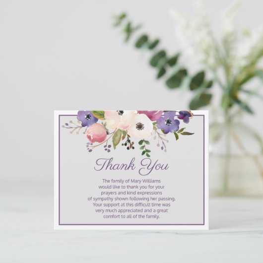 Floral Bouquet Beerdigung Danke Note Card (Stehend Vorderseite)