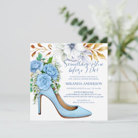 Floral Bridal Shoe Etwas Blue Brautparty Einladung (Stehend Vorderseite)