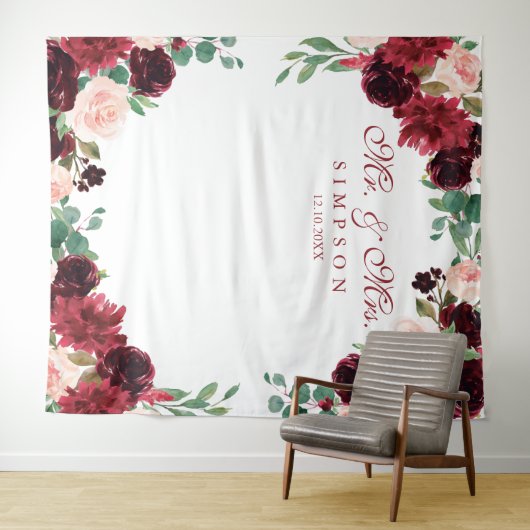 Floral Burgundy & blush Mr & Mrs wedding backdrop Wandteppich (Beispiel (Horizontal))