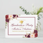 Floral Burgundy Gold Graduation Party Einladung (Stehend Vorderseite)