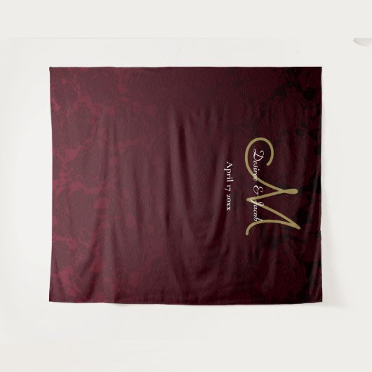 Floral Burgundy Gold Wedding Monogram Foto Stand Wandteppich (Vorderseite (Horizontal))