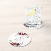 Floral Burgundy Script Wedding Save the Date Runder Pappuntersetzer (Vor Ort)