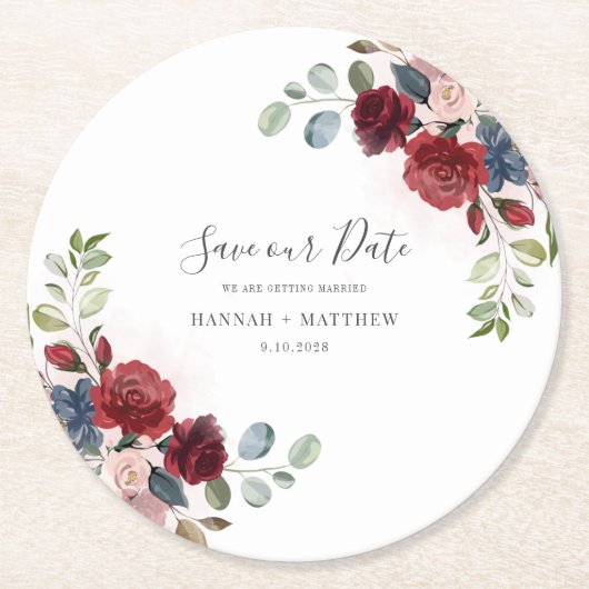 Floral Burgundy Script Wedding Save the Date Runder Pappuntersetzer (Vorderseite)