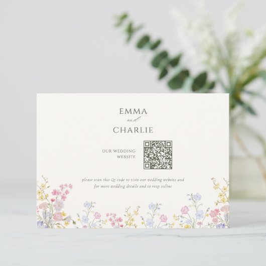 Floral Calligraphy QR Code Wedding Website Begleitkarte (Stehend Vorderseite)