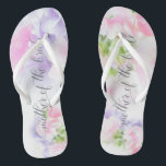 FLORAL CHIC WEDDING PLATTERBSEN Braut Mutter Badesandalen<br><div class="desc">Mutter der Bride Sandals,  um die Sammlung - Blumenchic Hochzeit Platterbsen in Rosa und Lavendel mit hübscher Kalligraphie und modernen Schriftart</div>