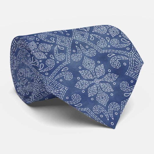 Floral Damask Line Art: Denim Blue Krawatte (Gerollt)